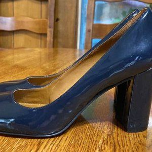 Franco Sarto heels, Sz 8M, Navy patent leather 3.5" Heel